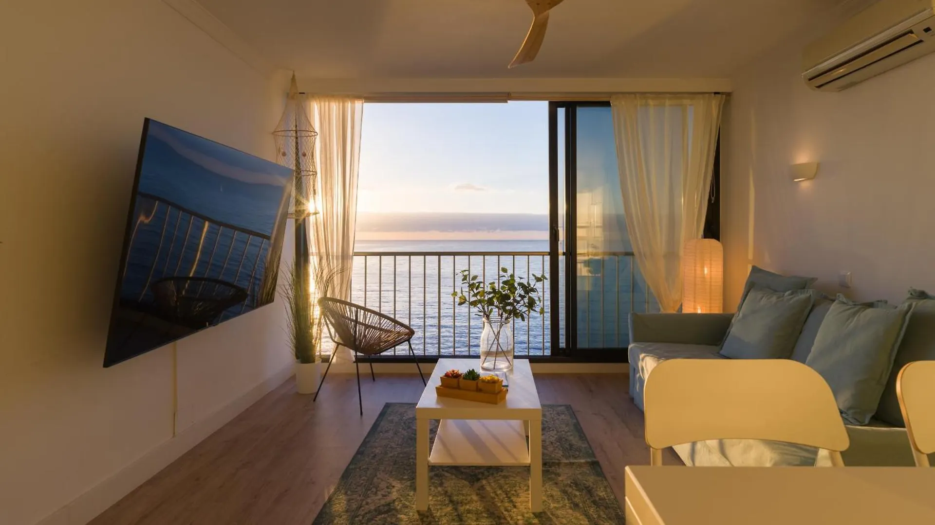 Viewpoint Over The Cliff By Canariasgetaway Maspalomas  0*, Maspalomas (Gran Canaria) Spain